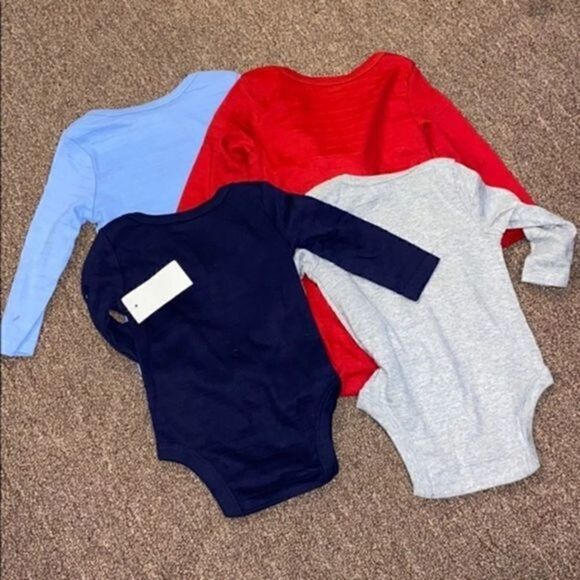 Baby Assorted long Sleeve onesies​​ - Picture 3 of 10